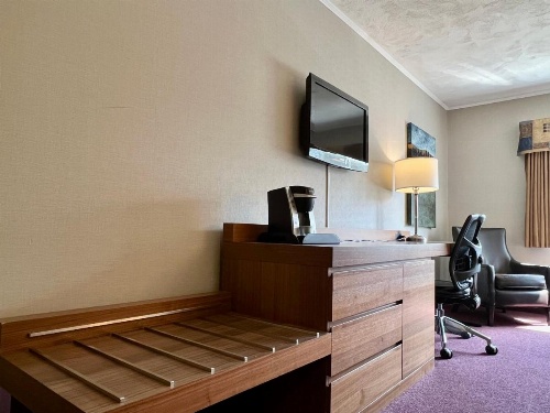 Atlantic Host Hotel, Trademark Collection by Wyndham image 35